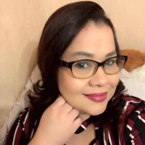 Meet your Posher, Elena